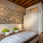 Verona For Rent Topazio