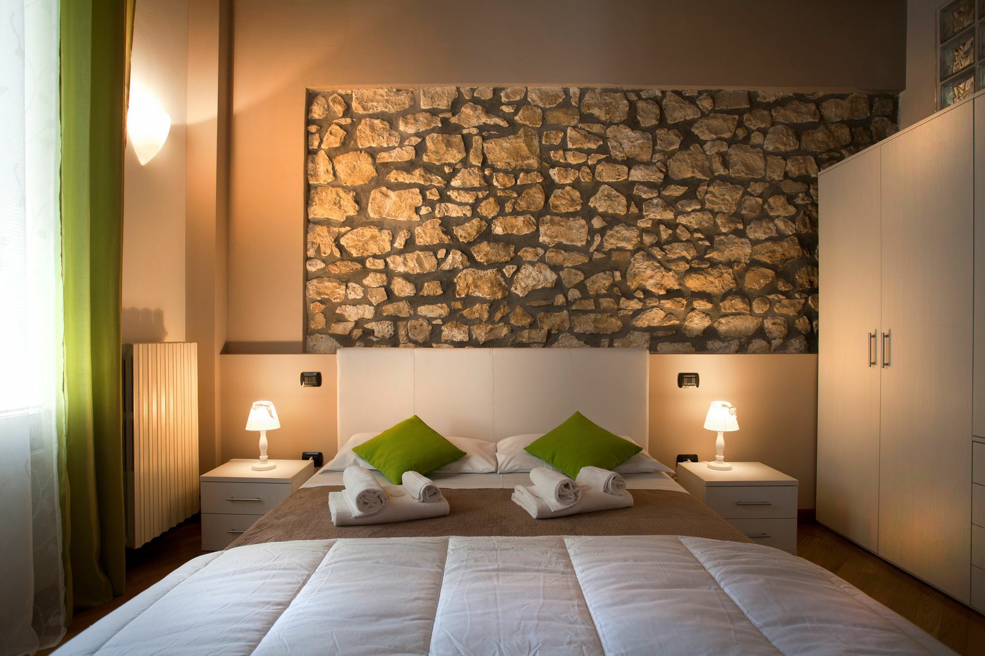 For Rent Topazio Appartamento